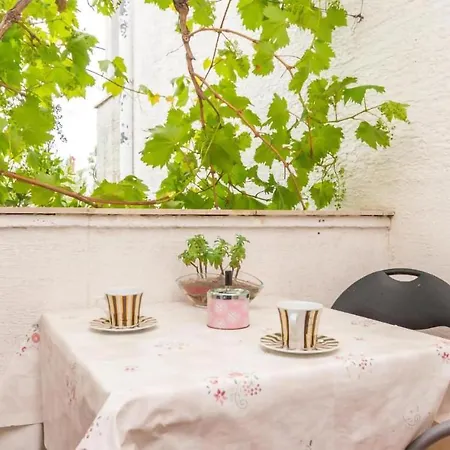 1 Bedroom Cozy Apartment In Biograd Apartament *